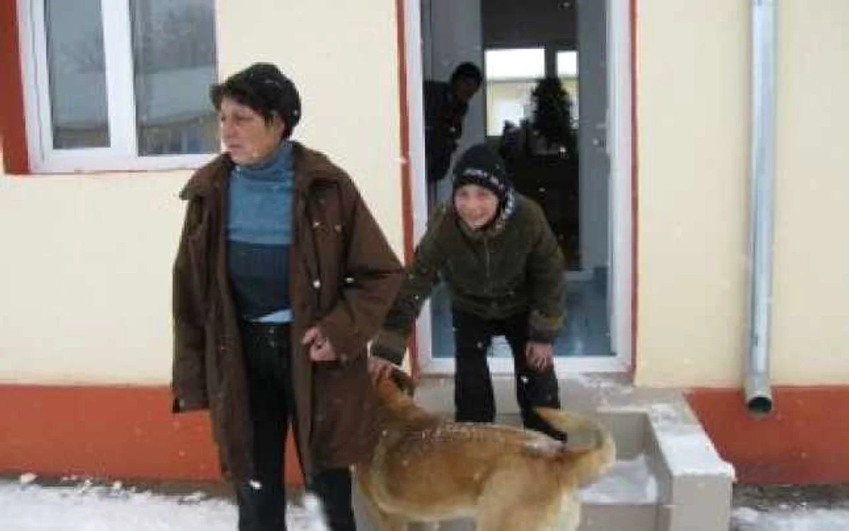 Premiantul Vasilică Viţă are acum un partener de joacă 