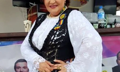 Elena Merișoreanu merge de Paște în Vâlcea jpeg