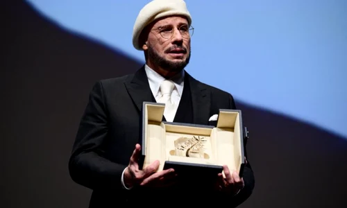 John Travolta a primit un onorific Palme d Or la Festivalul de la Cannes FOTO X/@CineHDFR
