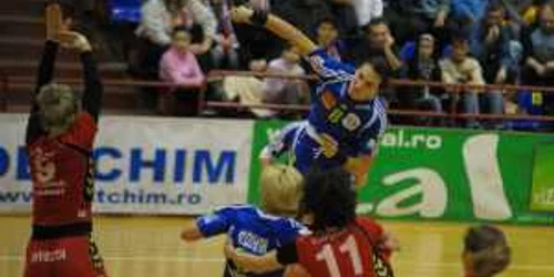 Masuri de securitate sporite la meciul handbalistelor de la Olchim din Liga Campionilor (foto arhiva)