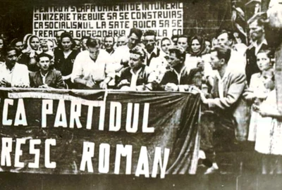 Muncitori comunişti în 1949