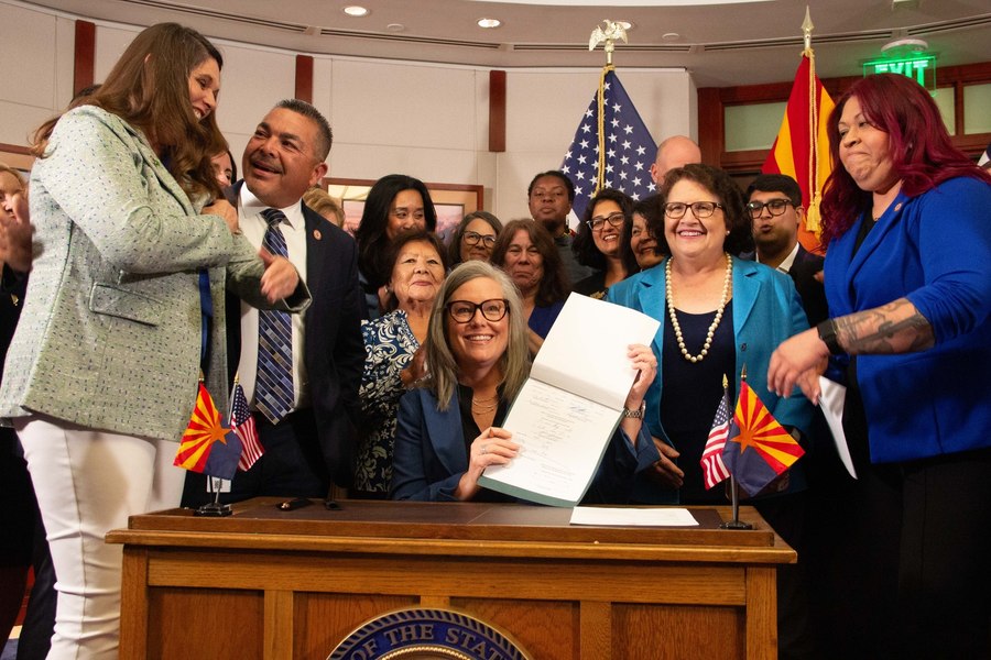 Statul american Arizona abrogă o interdicţie împotriva avortului care datează din 1864