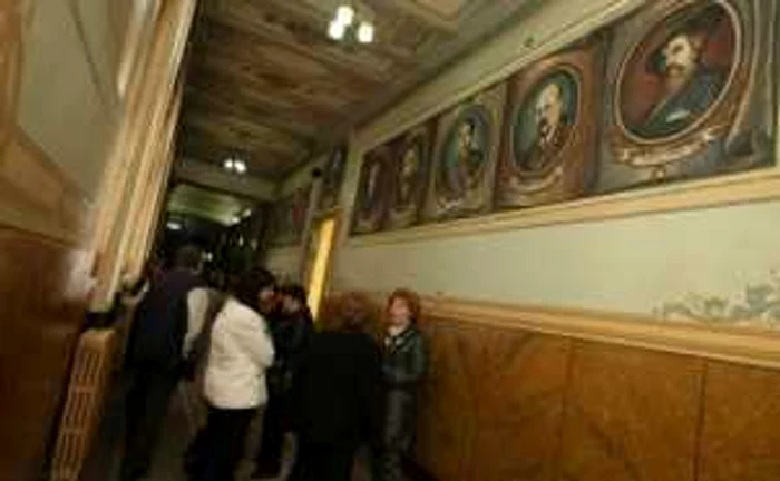 Colegiul Naţional Carol I