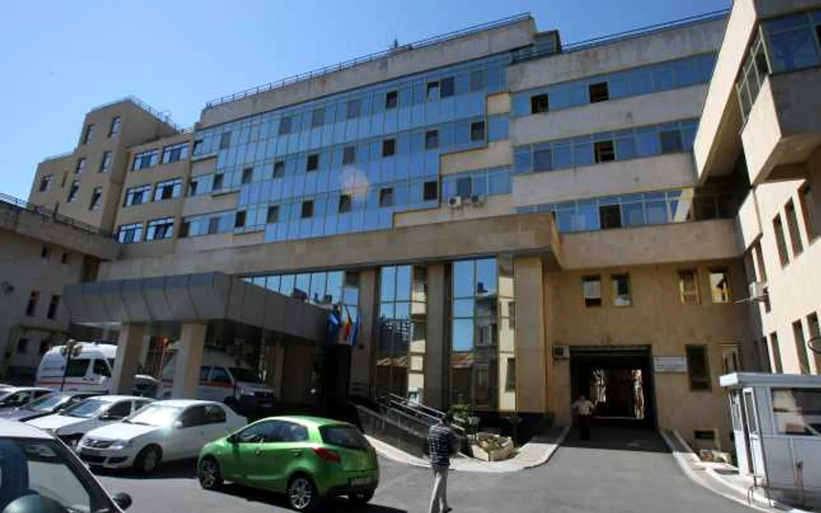 Spitalul MAI”Dimitrie Gerota”a fost în primăvară afectat de îmbolnăviri în masă ale cadrelor medicale de Covid, inclusiv managerul instituției fiind în comăFoto: adevărul.ro