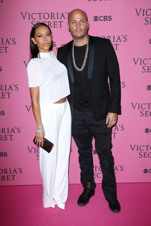 Melanie Brown și Stephen Belafonte sunt căsătoriți de 7 ani