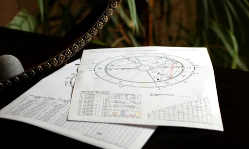 esoteric 652642 1280 jpg
