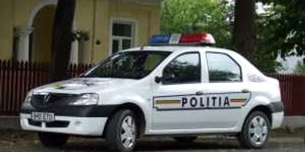 Polițiștii continuă cercetările