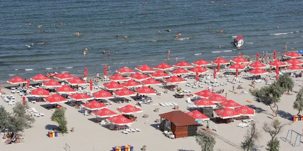 Plajele litoralului devin mai late 
