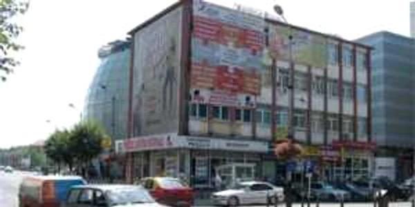 Clădirea SC Socom SA, expropriată şi demolată