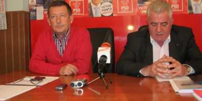 Liderii PSD Sălaj, în conferinţă de presă