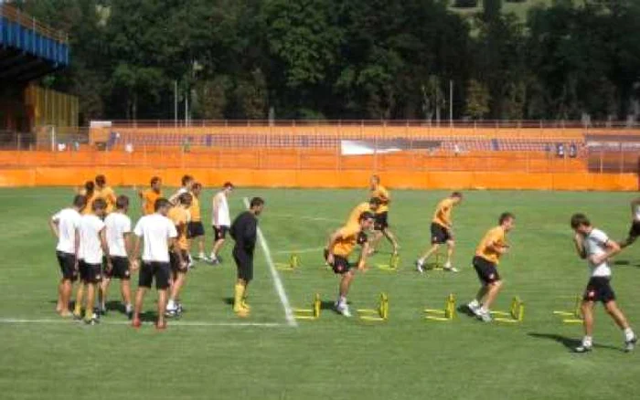 Neamţ: Ceahlăul pleacă astăzi la Galaţi pentru meciul cu Oţelul
