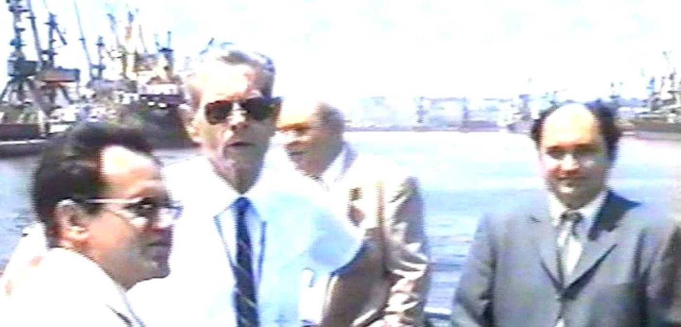 Regele Mihai în vizită în Portul Constanţa - 1998                                      FOTO Captură Video
