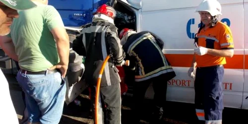 accident ambulanta tir