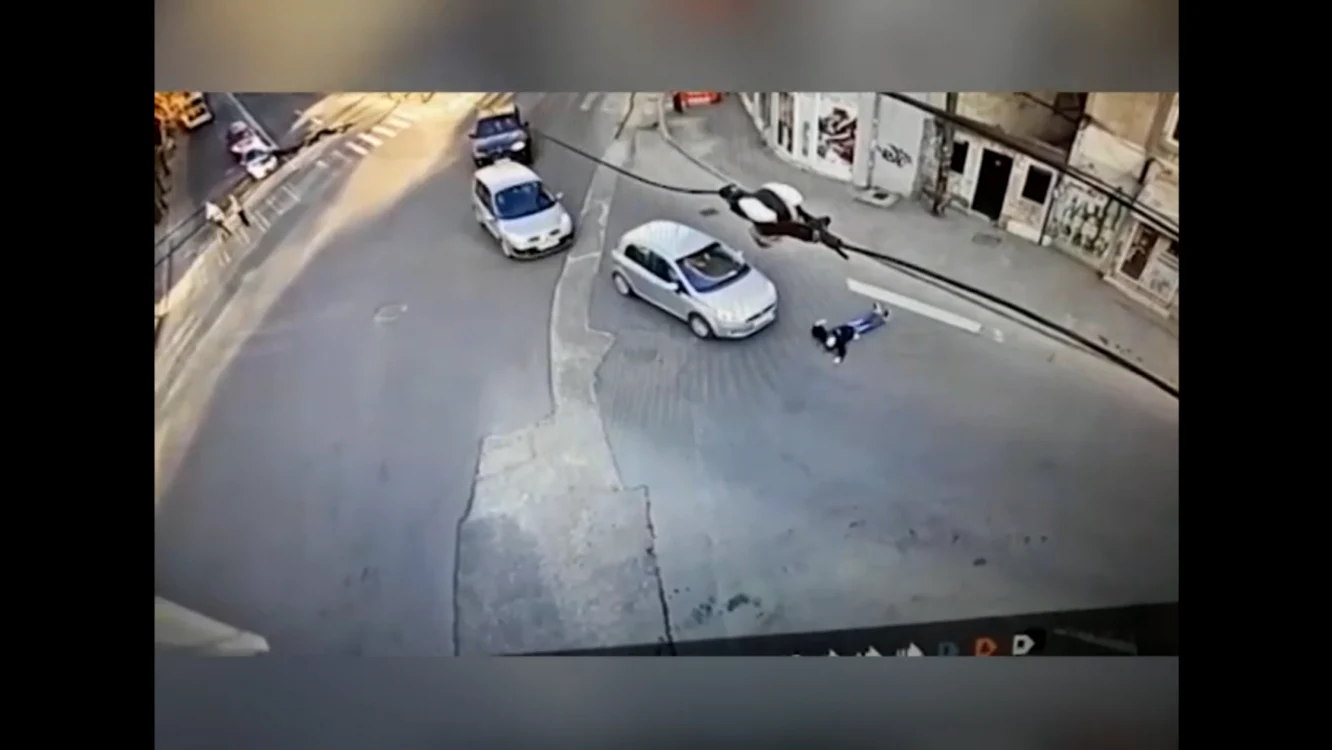 O femeie a încercat să însceneze un accident.