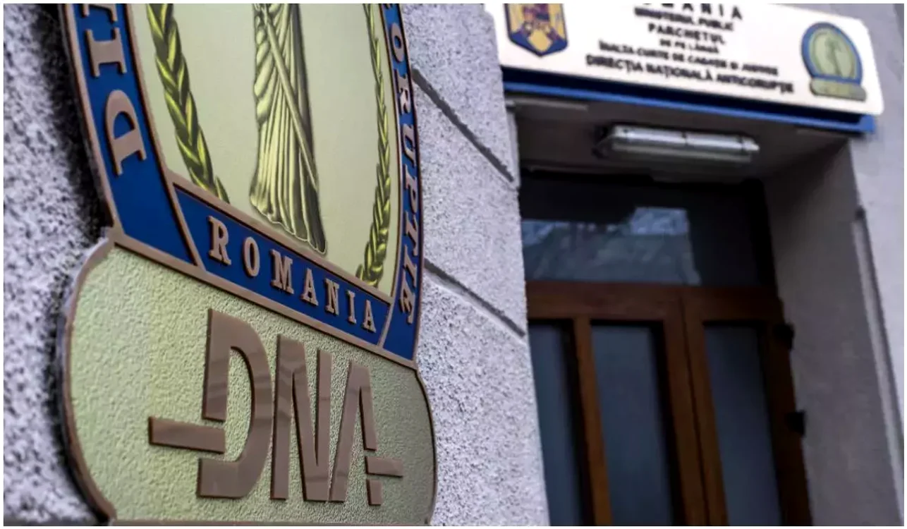 Primărița din Olteni, cercetată de DNA după ce au descoperit peste 250.000 de euro în locuința sa.