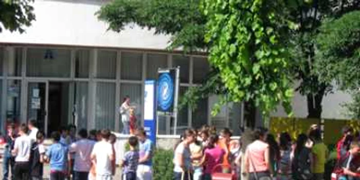 Suceava: Copiii „stranierilor“ s-au întors la şcoala de acasă
