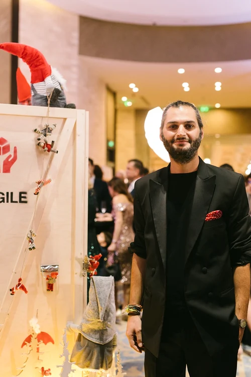 9 salvati copiii 3 jpg jpeg