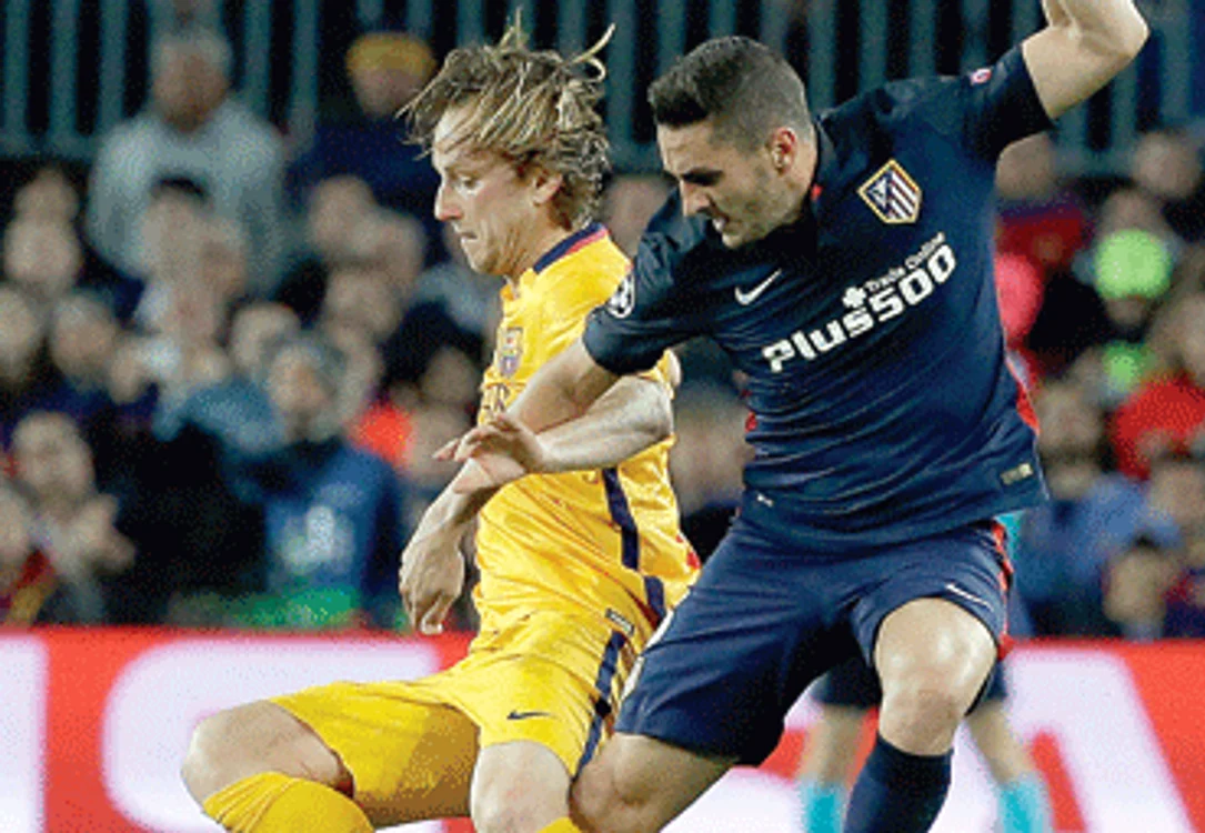 
    Barcelona trece printr-un moment greu, de care Atletico poate profitaFoto: AP  