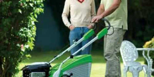 Nou: Maşină de tuns iarba VIKING MB 448 T