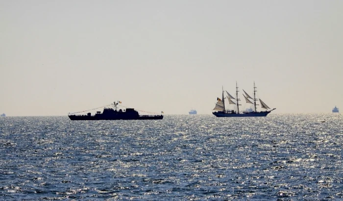 Defilarea navelor nu va avea loc decât pe 15 august dar va lipsi Bricul MirceaFoto: telegrafonline.ro