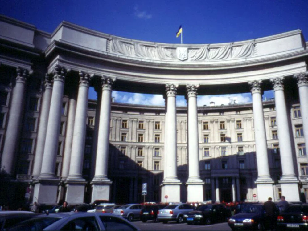 Ucraina va expulza doi diplomaţi români