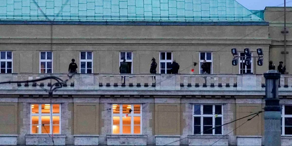 Atac armat la Universitatea din Praga Cehia  21 decembrie 2023 FOTO Profimedia (3) jpg