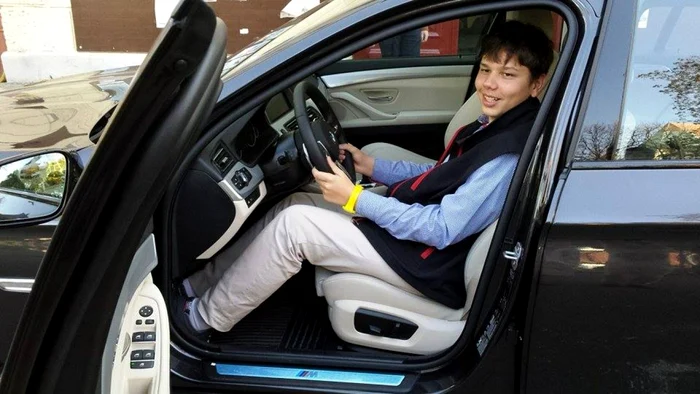 Matei Bolog, „Cititorul anului“ la Cluj FOTO: Facebook, „Cărţile pe faţă“