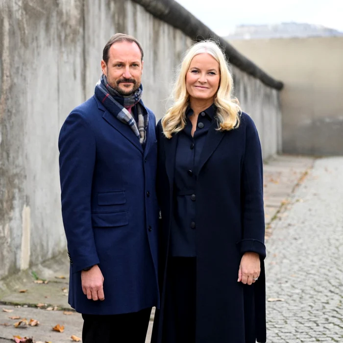 Prințul Haakon și prințesa Mette Marit, Casa Regală norvegiană jpg