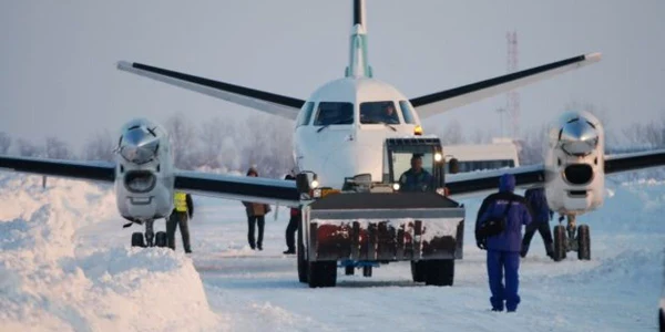 Aeronava a fost dus în curtea fabricii de Avioane din Craiova