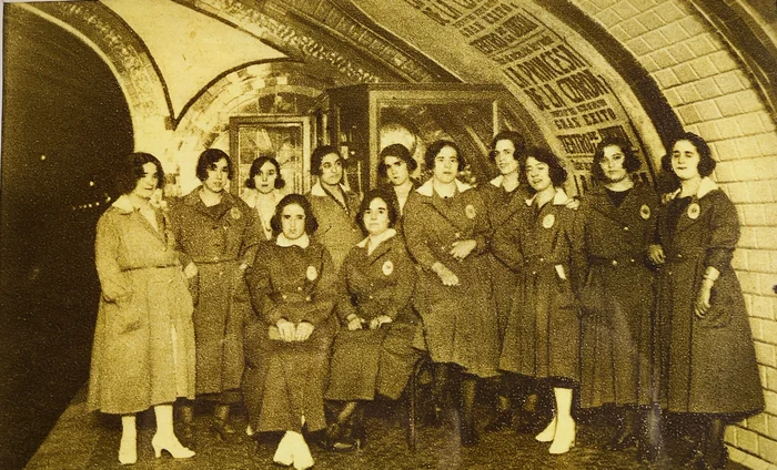 Personalul feminin angajat la metroul din Madrid înainte de Războiul civil spaniol (1936-1939)