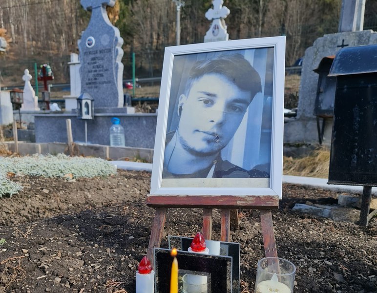 Tatăl unuia dintre tinerii morți la Colectiv, după clasarea celui de-al doilea dosar: O „insultă adusă memoriei fiului meu”