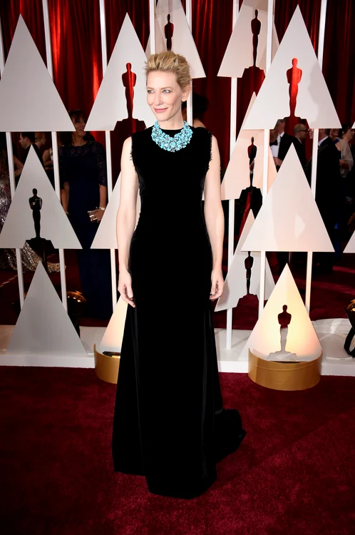 4. Cate Blanchett, într-o rochie neagră Giorgio Armani Prive