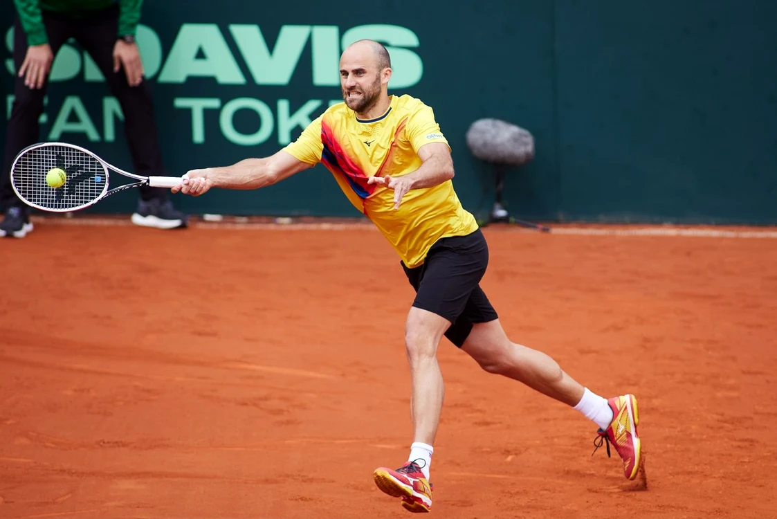  Marius Copil  
