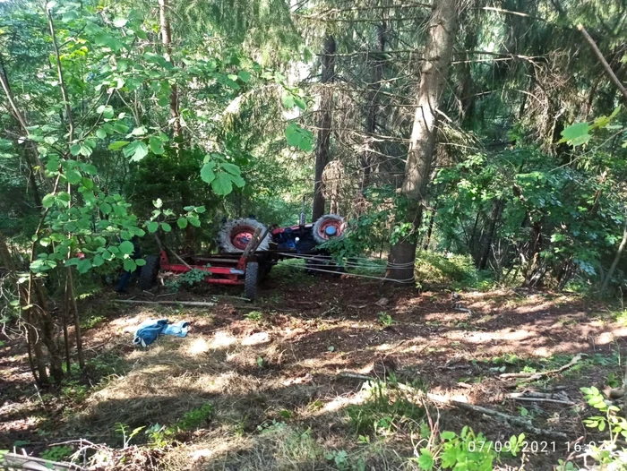 tractor rasturnat alba