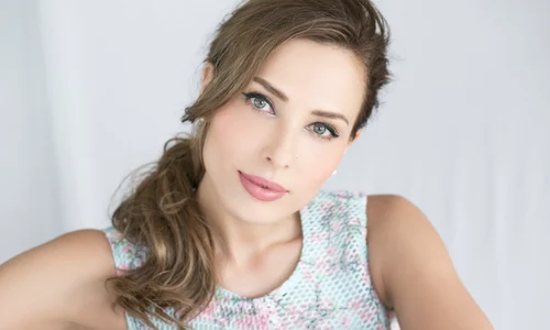 iulia vantur 0 0 jpeg