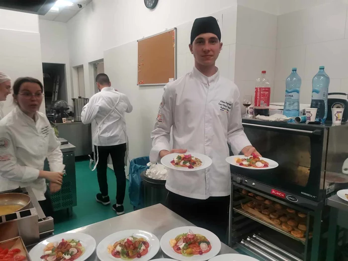 Bucătarii se pregătesc pentru olimpiadă FOTO Ștefan Both