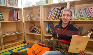 fernie literacy dog reading 464017 jpeg