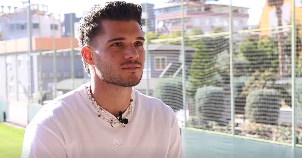 Ianis Hagi și-a găsit echipă. A acceptat transferul într-o țară marcată de război