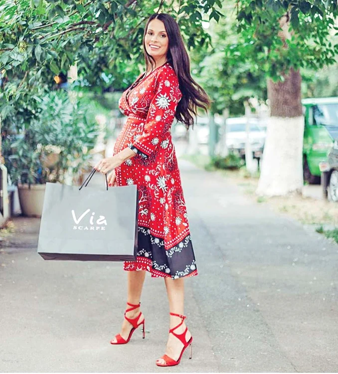 Aşa arăta joi, la doar o săptămână de când a născut