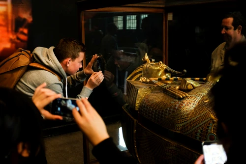 mormântul lui tutankhamon, obiect extraterestru 1 sursa foto Shutterstock jpg