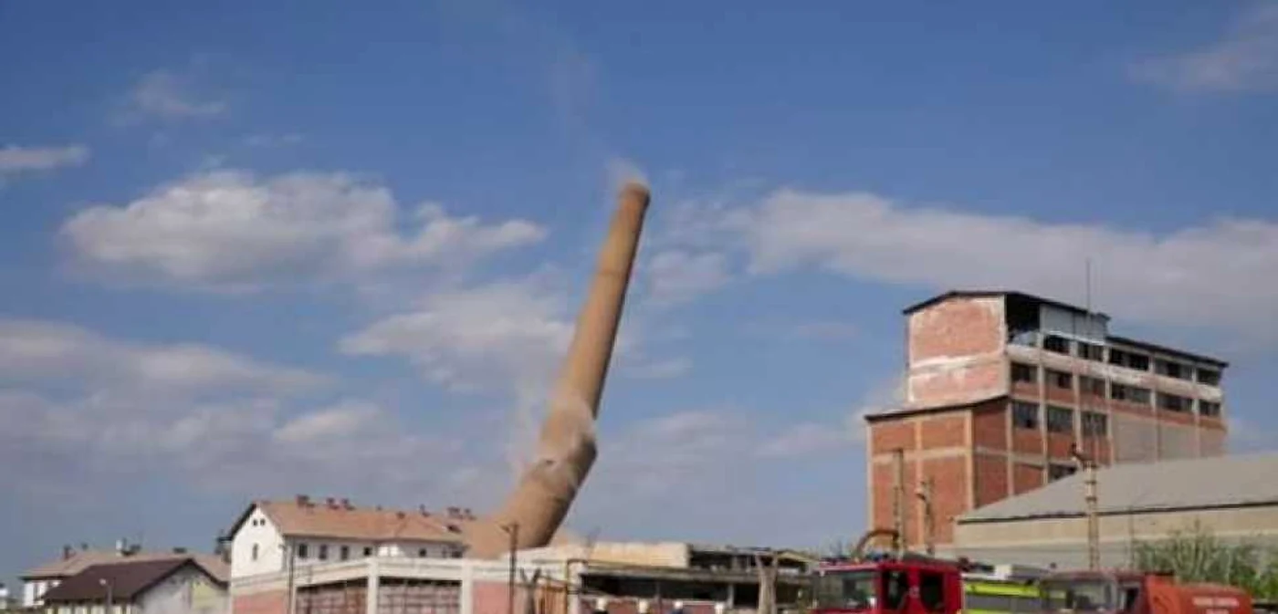 Coşul de gaze avea o înălţime de 70 de metri. Foto: ocnamuresonline.ro