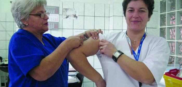 Specialiştii spun că vaccinul nu prezintă riscuri