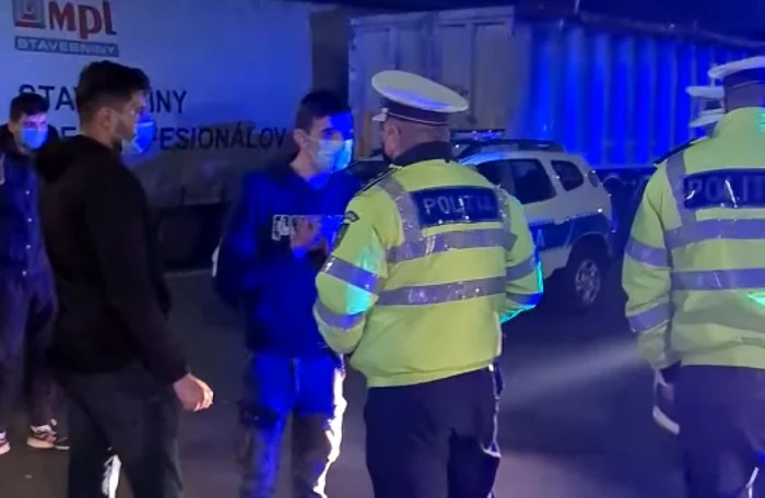 Tânărul a fost luat la rost de poliţist FOTO: Facebook