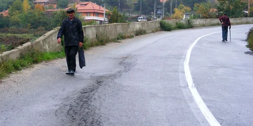 alunecari de teren la orsova