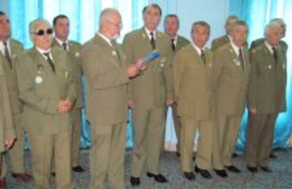 Foştii militari nu sunt de acord cu recalcularea pensiilor