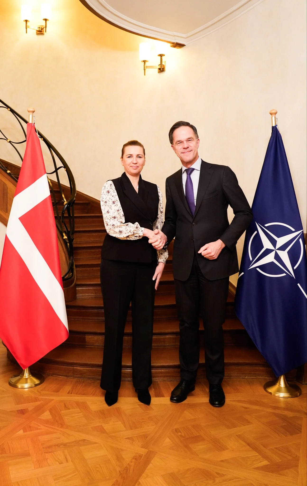 Danemarca și NATO vor să consolideze securitatea în Arctica, pe fondul crizei legate de Groenlanda