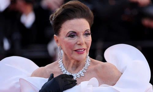 Joan Collins, GettyImages (3) jpg