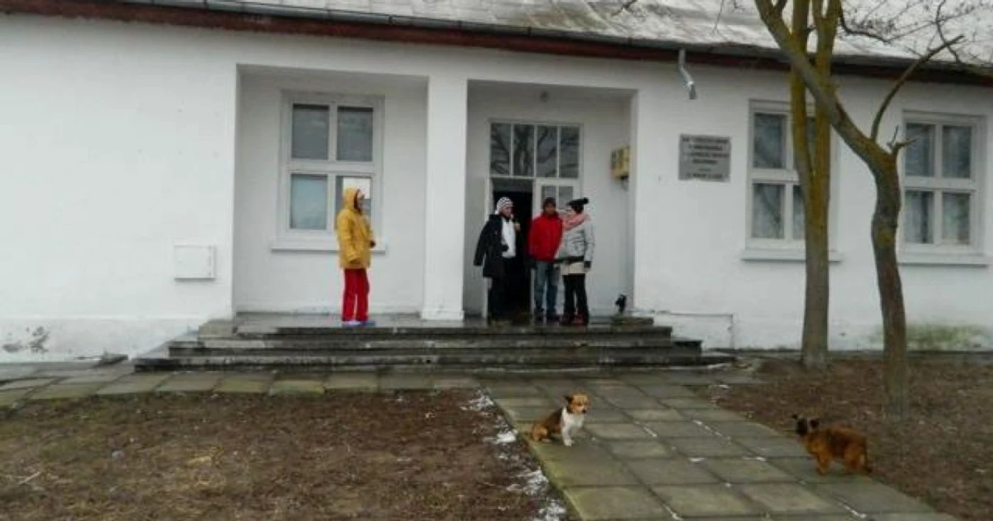 Şcoala din Letea FOTO Salvaţi Dunărea şi Delta