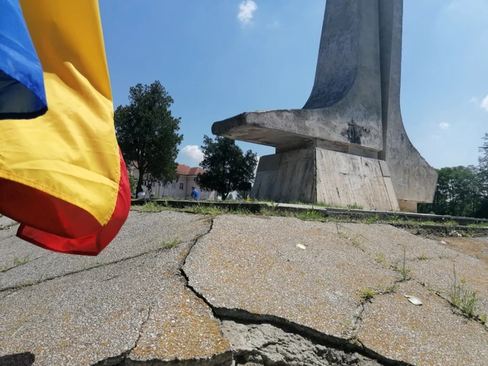 cimitirul eroilor slatina