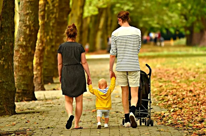 
    Horoscop zilnic 26 noiembrie 2019: Peștii pun pe lista de priorități timpul petrecut cu cei dragiFoto: pixabay.com  